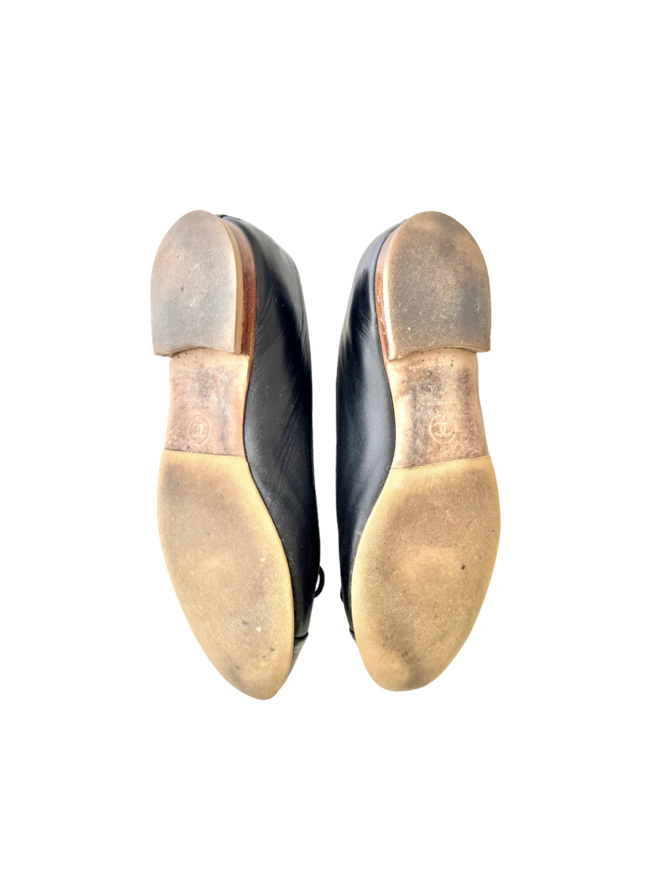 CHANEL Interlocking CC Logo Ballet Flats, 37.5