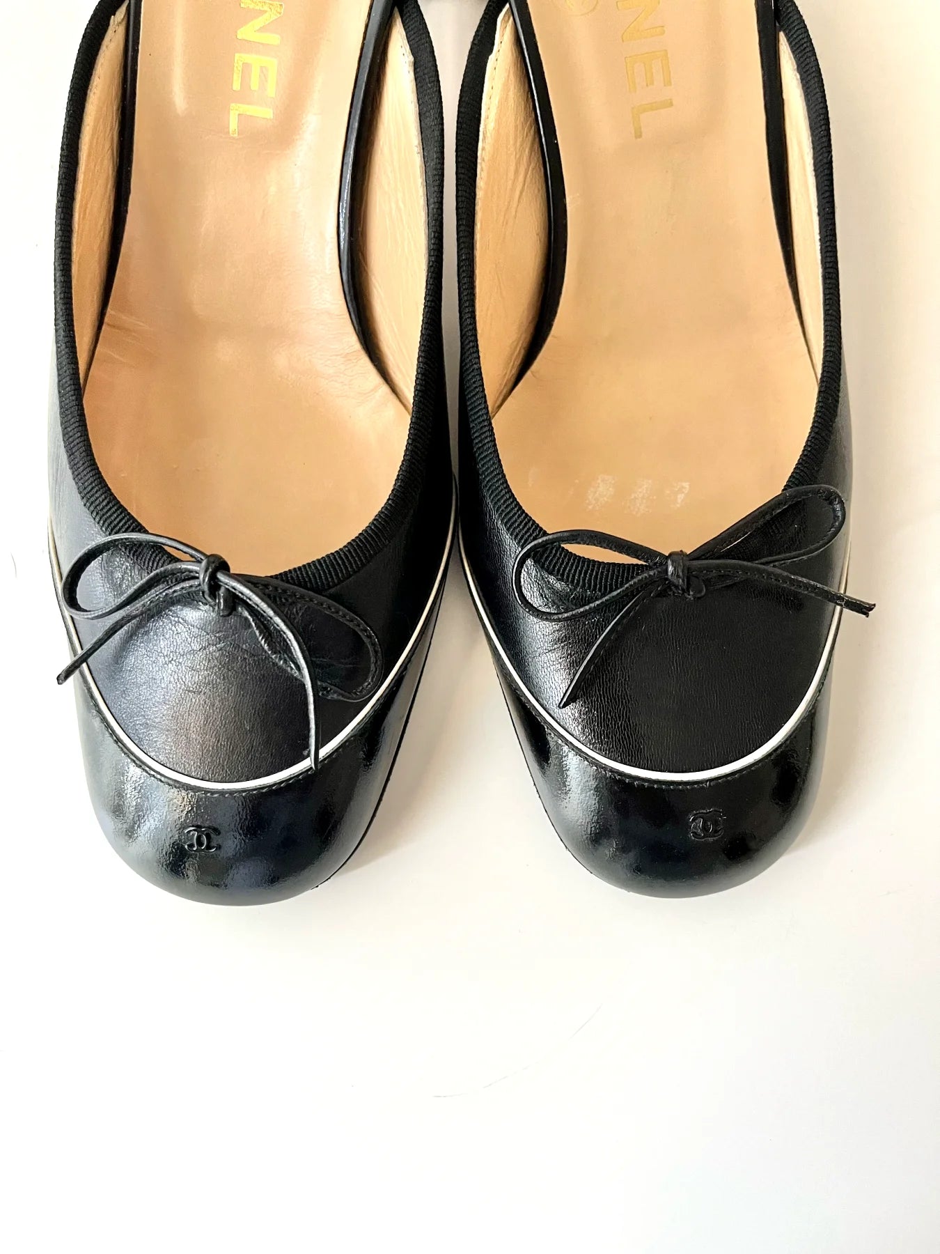 CHANEL Leather Bow Accents Mules, 37