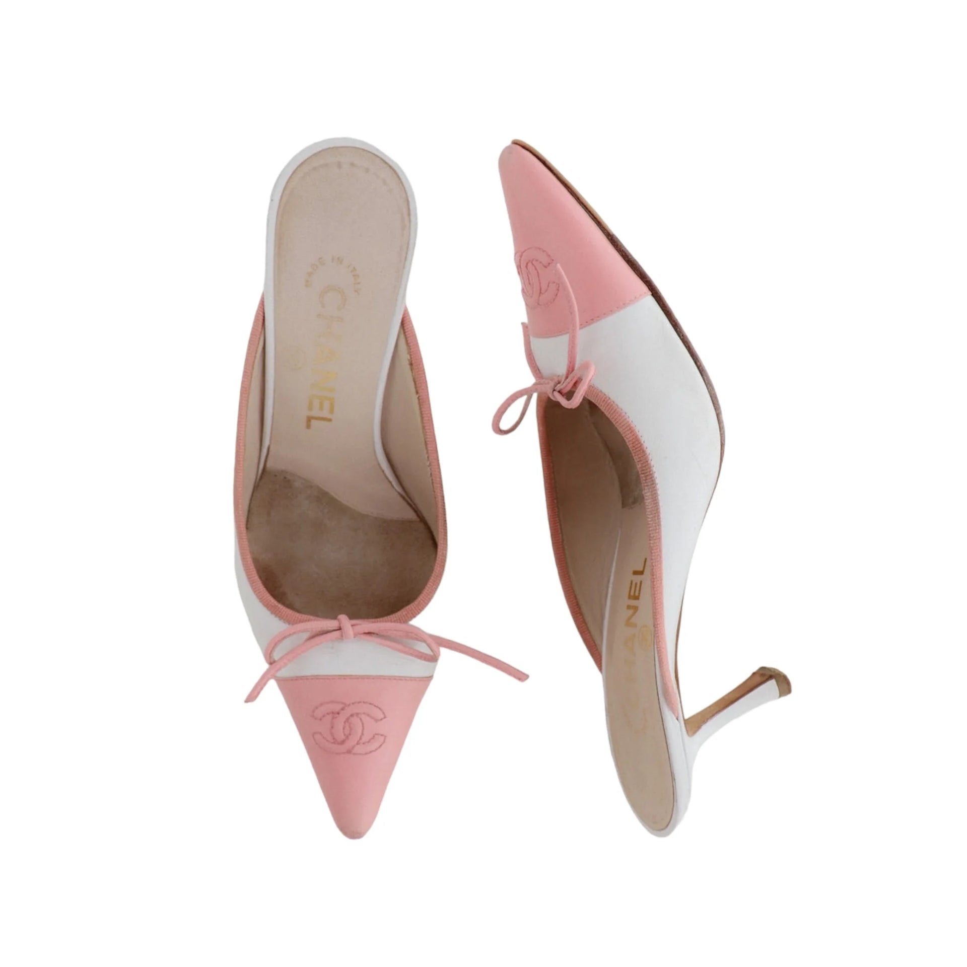 8A0AF611-4C52-4E56-8588-