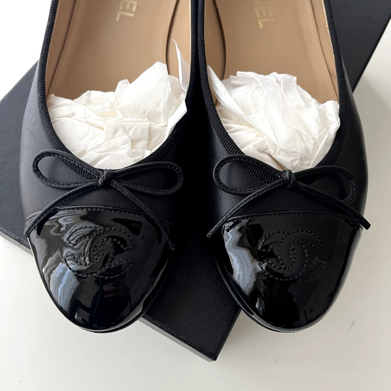 CHANEL Leather Ballet Flats, 40.5